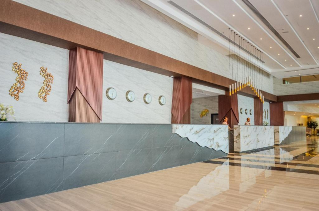 24.01 avion Cluj Napoca, Emiratele Arabe Unite - EAU Dubai, VOGO Grand Hotel (ex Best Western Plus Hotel Dubai Academic City) 743 EURO, 7 nopti, Mic dejun inclus