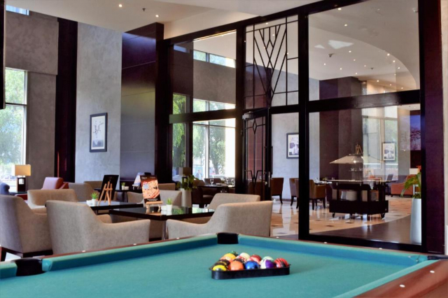 23.03 avion Bucuresti, Qatar Doha, Millennium Central Hotel Doha 881 EURO, 7 nopti, Mic dejun inclus