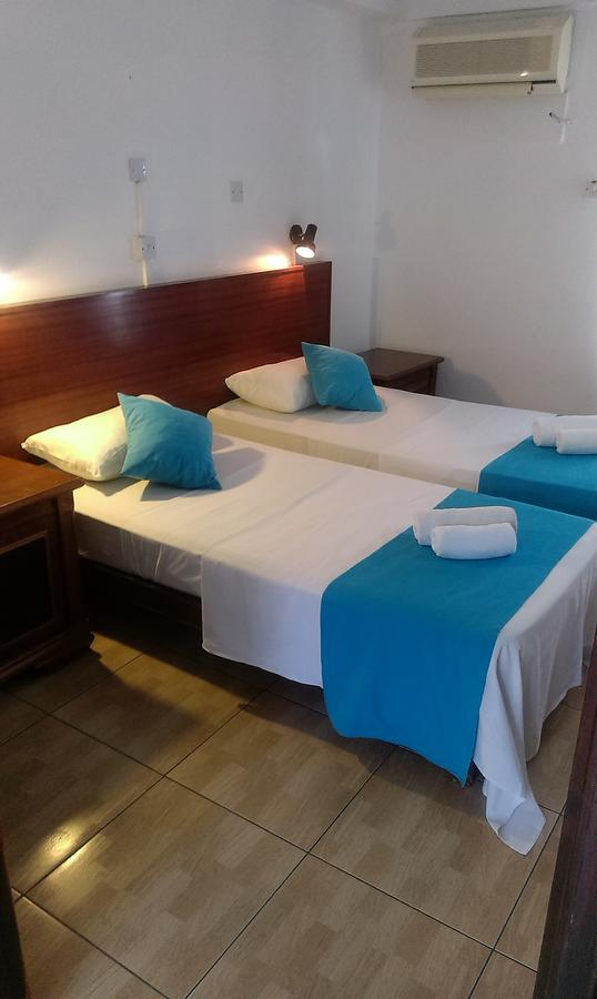 08.03 avion Bucuresti, Cipru - Zona Larnaca Larnaca, Best Western Plus Larco Hotel 577 EURO, 7 nopti, Mic dejun inclus
