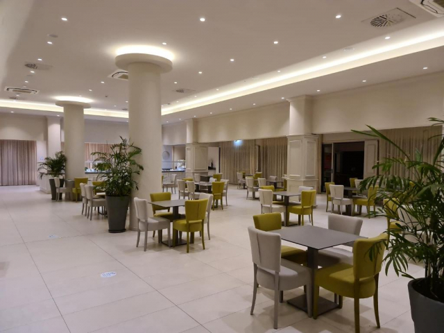 19.04 avion Bucuresti, Cipru - Zona Larnaca Ayia Napa, Hotel Nissiana & Bungalows 567 EURO, 7 nopti, Mic dejun inclus