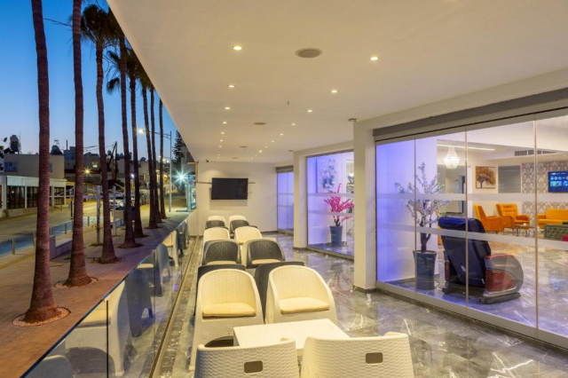 19.04 avion Bucuresti, Cipru - Zona Larnaca Ayia Napa, Milea Hotel 518 EURO, 7 nopti, Mic dejun inclus