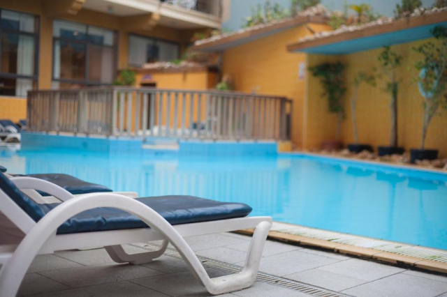 01.04 avion Bucuresti, Malta Qawra, Bella Vista Hotel 498 EURO, 7 nopti, Mic dejun inclus