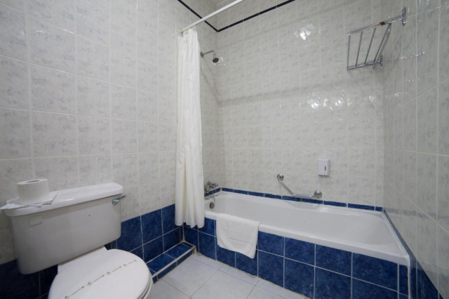 01.04 avion Bucuresti, Malta Qawra, Bella Vista Hotel 498 EURO, 7 nopti, Mic dejun inclus