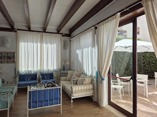 24.04 avion Bucuresti, Italia - Sardinia Alghero, Alghero Vacanze Hotel 489 EURO, 7 nopti, Fara masa