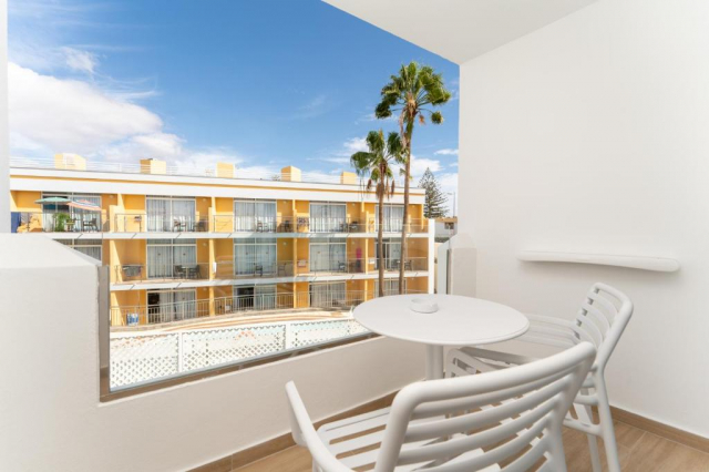 14.04 avion Bucuresti, Spania - Gran Canaria Playa del Ingles, Alsol Los Caribes 2 - Adults Only 645 EURO, 7 nopti, Fara masa