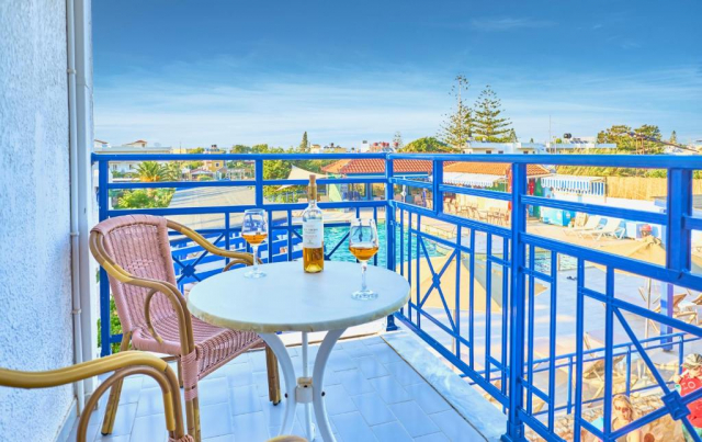 04.06 avion Bucuresti, Grecia - Creta - Heraklion Stalida, Sergiani Garden Hotel-Apartments 469 EURO, 7 nopti, Fara masa