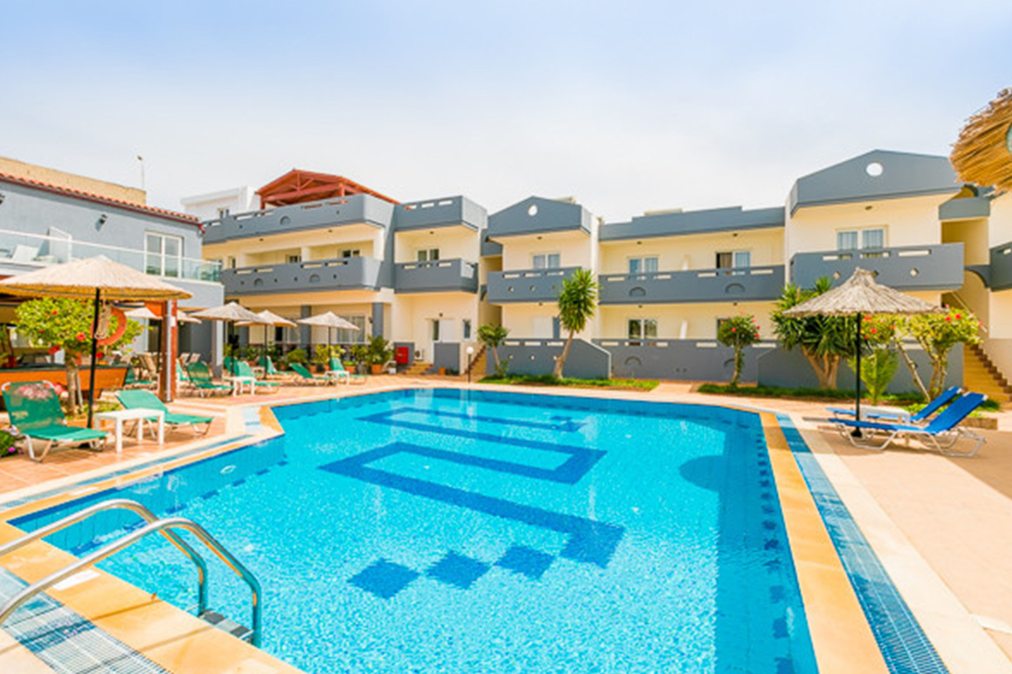 04.06 avion Bucuresti, Grecia - Creta - Heraklion Analipsi, Hotel Anthoula Village-Analipsi 596 EURO, 7 nopti, All inclusive