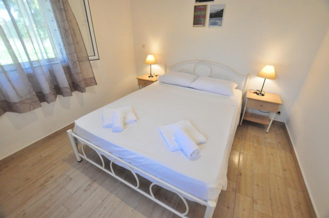 09.06 avion Bucuresti, Grecia - Corfu Acharavi, Acharavi Garden Hotel 479 EURO, 7 nopti, Fara masa