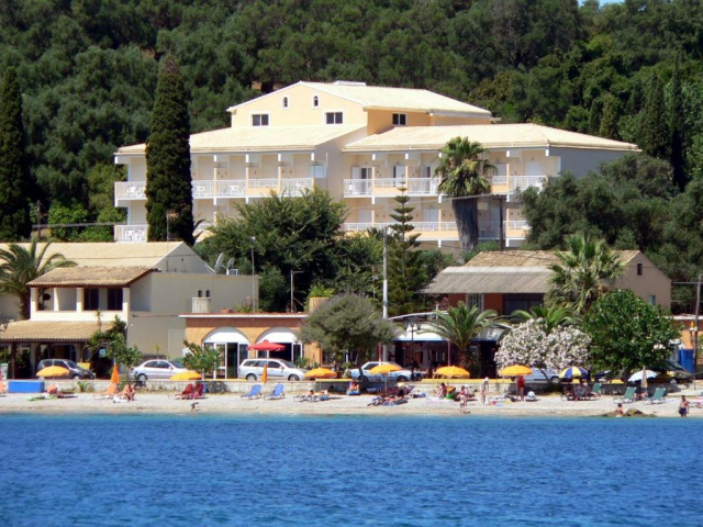 09.06 avion Bucuresti, Grecia - Corfu Ipsos, Ipsos Beach 596 EURO, 7 nopti, Mic dejun inclus