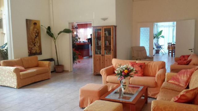 09.06 avion Bucuresti, Grecia - Corfu Ipsos, Ipsos Beach 596 EURO, 7 nopti, Mic dejun inclus