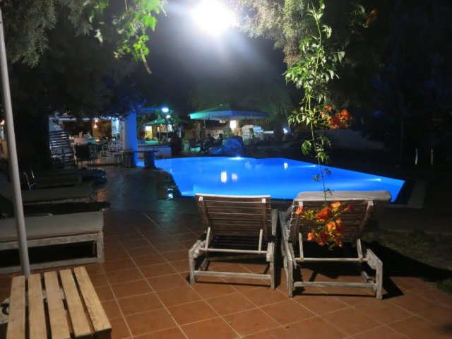 03.06 avion Bucuresti, Grecia - Rhodos Faliraki, Gorgona Studios 420 EURO, 7 nopti, Fara masa