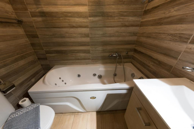 03.06 avion Bucuresti, Grecia - Rhodos Rhodos Town, Parthenon City 459 EURO, 7 nopti, Fara masa