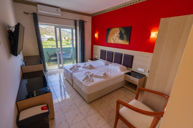 03.06 avion Bucuresti, Grecia - Rhodos Faliraki, Grecian Fantasia Resort 498 EURO, 7 nopti, Demipensiune inclusa