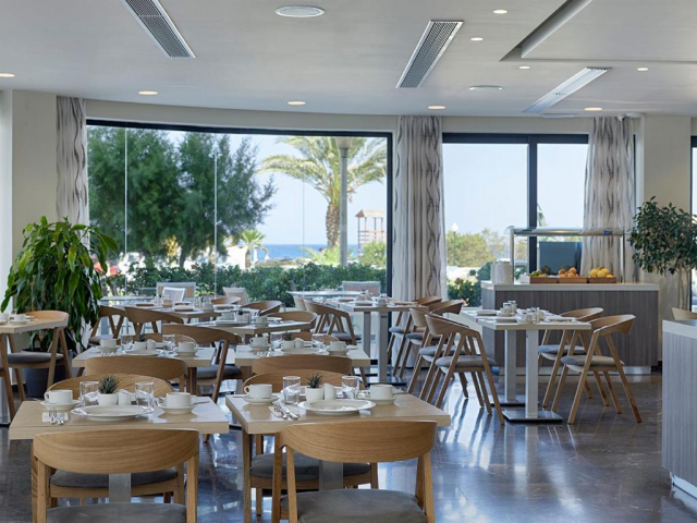 03.06 avion Bucuresti, Grecia - Rhodos Rhodos Town, Hotel Cactus 792 EURO, 7 nopti, Mic dejun inclus