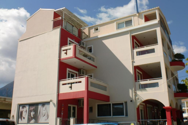 12.06 avion Bucuresti, Grecia - Lefkada Nidri, Valena Studios 567 EURO, 7 nopti, Fara masa