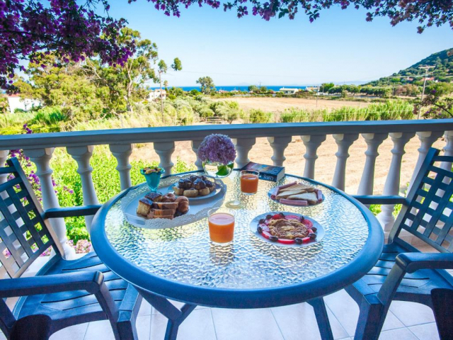 13.06 avion Bucuresti, Grecia - Kefalonia Skala, Eleni Studios Skala 479 EURO, 7 nopti, Fara masa