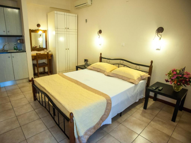 13.06 avion Bucuresti, Grecia - Kefalonia Skala, Eleni Studios Skala 479 EURO, 7 nopti, Fara masa