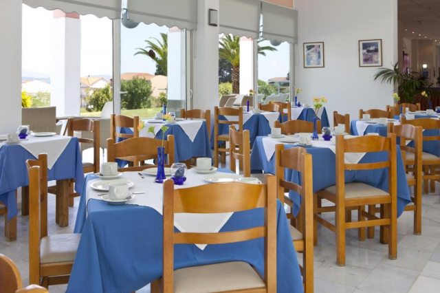 13.06 avion Bucuresti, Grecia - Kefalonia Lixouri, Palatino Hotel Lixouri 606 EURO, 7 nopti, Mic dejun inclus