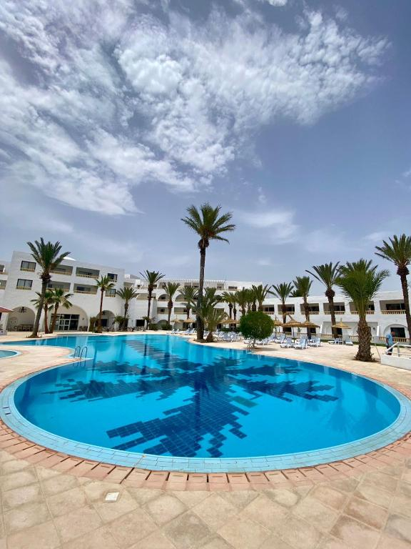 17.04 avion Bucuresti, Tunisia - Regiunea Hammamet Hammamet, Blumar Resort & Spa 430 EURO, 7 nopti, All inclusive
