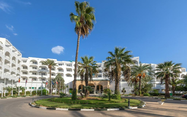 08.05 avion Bucuresti, Tunisia - Regiunea Hammamet Sousse, Hotel Marhaba Beach 655 EURO, 7 nopti, All inclusive