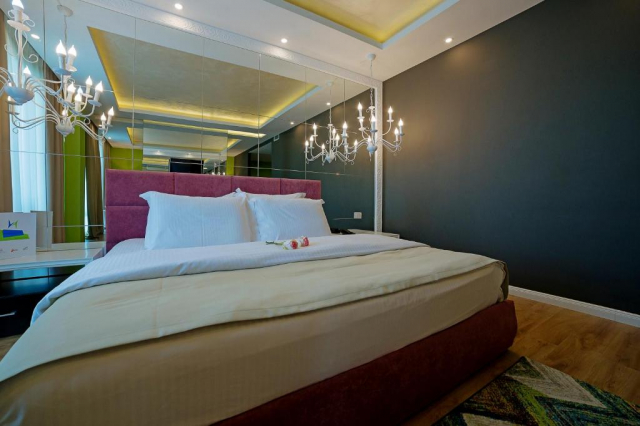 10.06 avion Bucuresti, Albania - Litoral Albania Durres, Hotel Albanian Star 557 EURO, 7 nopti, Mic dejun inclus