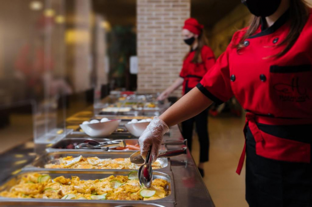 10.06 avion Bucuresti, Albania - Litoral Albania Durres, Hotel Albanian Star 557 EURO, 7 nopti, Mic dejun inclus