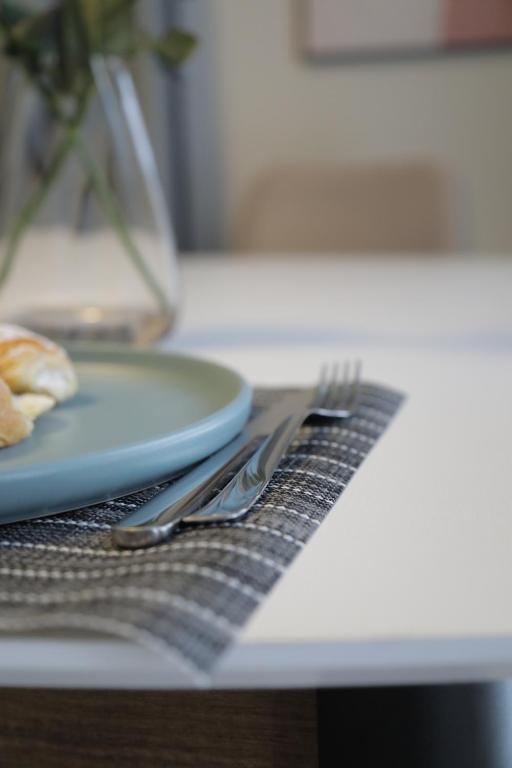 17.06 avion Bucuresti, Albania - Litoral Albania Tirana, Hotel Oda Tirana 538 EURO, 5 nopti, Mic dejun inclus