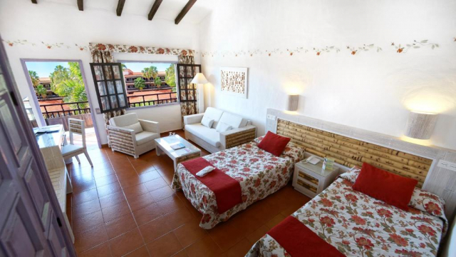 16.06 avion Bucuresti, Spania - Gran Canaria Playa del Ingles, Hotel Parque Tropical 998 EURO, 7 nopti, Mic dejun inclus