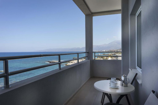 09.04 avion Bucuresti, Grecia - Creta - Heraklion Hersonissos, Glaros Beach Hotel 538 EURO, 7 nopti, Demipensiune inclusa