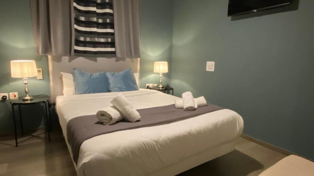 15.04 avion Bucuresti, Malta Sliema, Sliema Marina Hotel 1086 EURO, 5 nopti, Fara masa