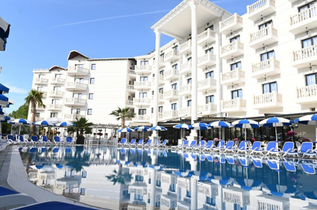 24.06 avion Bucuresti, Albania - Litoral Albania Golem, Hotel Onufri 538 EURO, 7 nopti, Mic dejun inclus