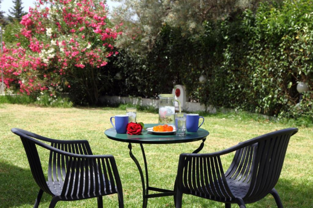 12.06 avion Bucuresti, Grecia - Lefkada Lygia, Summer House Louisa 382 EURO, 7 nopti, Fara masa