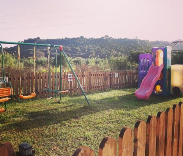 11.06 avion Bucuresti, Grecia - Zakynthos Tsilivi, Petros Hotel 450 EURO, 7 nopti, Mic dejun inclus