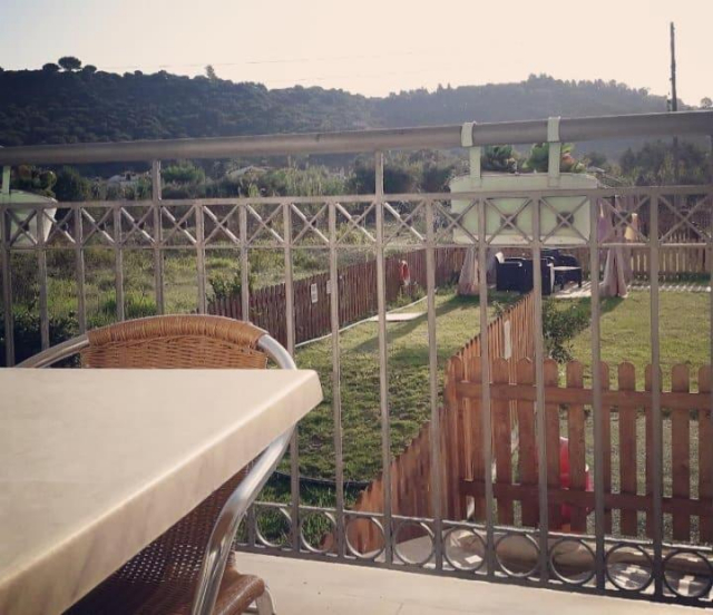 11.06 avion Bucuresti, Grecia - Zakynthos Tsilivi, Petros Hotel 450 EURO, 7 nopti, Mic dejun inclus