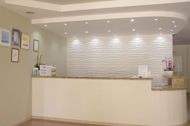 11.06 avion Bucuresti, Grecia - Zakynthos Tsilivi, Petros Hotel 450 EURO, 7 nopti, Mic dejun inclus