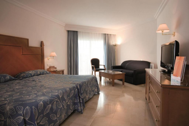 17.04 avion Bucuresti, Tunisia - Regiunea Hammamet Hammamet, Hotel Concorde Marco Polo (ex. Occidental Marco Polo) 473 EURO, 7 nopti, All inclusive