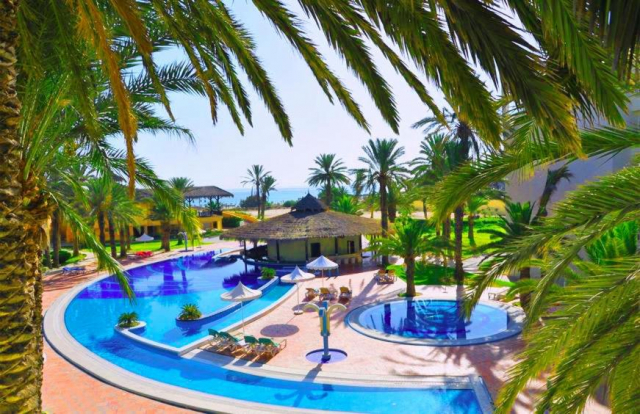 17.04 avion Bucuresti, Tunisia - Regiunea Hammamet Sousse, Hotel Marhaba Club 581 EURO, 7 nopti, All inclusive