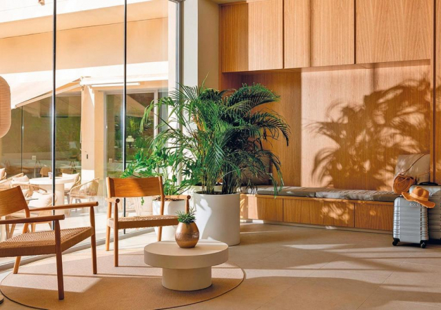 13.05 avion Bucuresti, Spania - Costa Brava - Barcelona Pineda del Mar, Hotel Aqua Promenade & Spa 660 EURO, 7 nopti, Mic dejun inclus