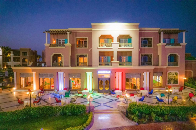 17.04 avion Bucuresti, Egipt - Regiunea Sharm el Sheikh Sharm El Sheikh, Charmillion Club Aquapark Resort 528 EURO, 7 nopti, All inclusive