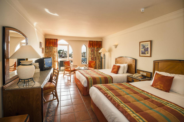 17.04 avion Bucuresti, Egipt - Regiunea Sharm el Sheikh Sharm El Sheikh, Reef Oasis Beach Resort 792 EURO, 7 nopti, All inclusive