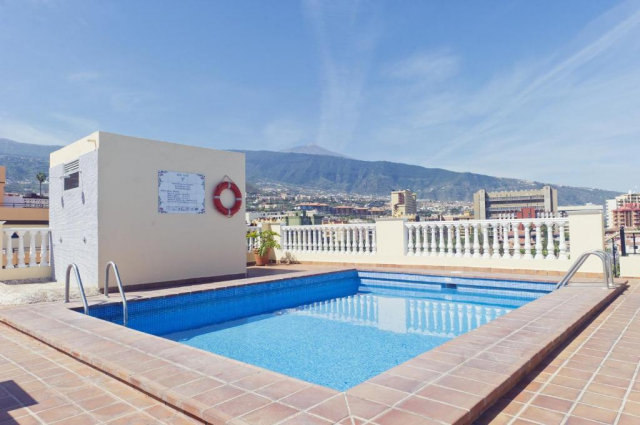 13.04 avion Bucuresti, Spania - Tenerife Puerto de la Cruz, Hotel Marte 679 EURO, 7 nopti, Mic dejun inclus