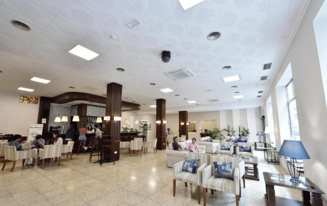 13.04 avion Bucuresti, Spania - Tenerife Puerto de la Cruz, Hotel Marte 679 EURO, 7 nopti, Mic dejun inclus