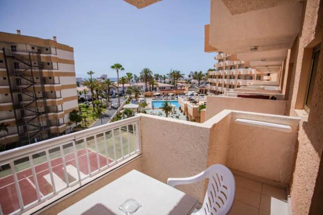 13.04 avion Bucuresti, Spania - Tenerife Playa de las Americas, Servatur Caribe 688 EURO, 7 nopti, Fara masa