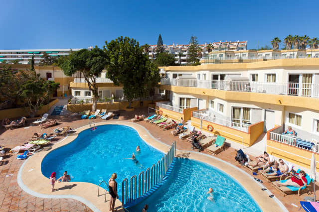 13.04 avion Bucuresti, Spania - Tenerife Los Cristianos, Checkin Bungalows Atlantida 796 EURO, 7 nopti, Fara masa
