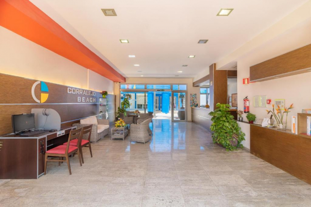 14.06 avion Bucuresti, Spania - Fuerteventura Corralejo, Livvo Corralejo Beach Hotel 787 EURO, 7 nopti, Fara masa