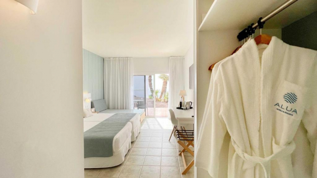 14.06 avion Bucuresti, Spania - Fuerteventura Playa Esquinzo, Alua Village Fuerteventura 1072 EURO, 7 nopti, All inclusive