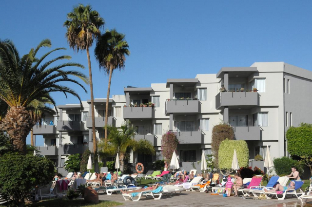 13.04 avion Bucuresti, Spania - Tenerife Los Cristianos, Hotel HG Tenerife Sur 884 EURO, 7 nopti, Fara masa