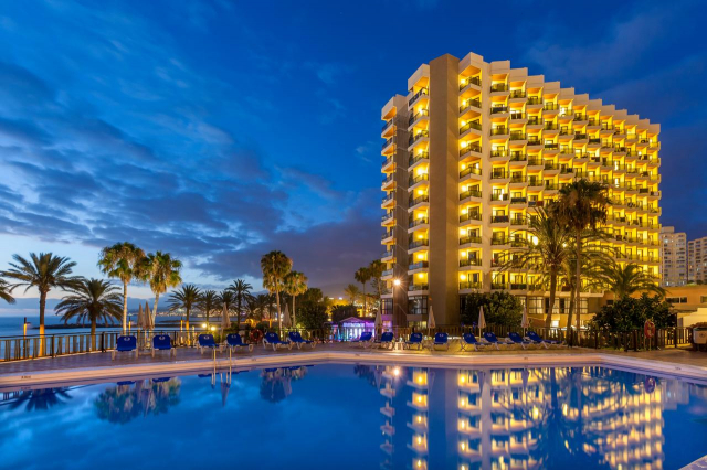 13.04 avion Bucuresti, Spania - Tenerife Playa de las Americas, Sol Tenerife Hotel 865 EURO, 7 nopti, Mic dejun inclus