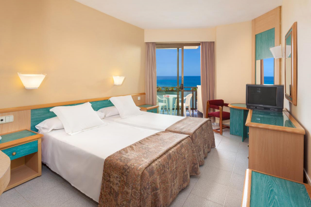 13.04 avion Bucuresti, Spania - Tenerife Playa de las Americas, Sol Tenerife Hotel 865 EURO, 7 nopti, Mic dejun inclus