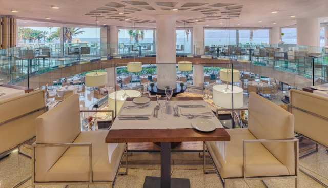 13.04 avion Bucuresti, Spania - Tenerife Puerto de la Cruz, Hotel H10 Tenerife Playa 904 EURO, 7 nopti, Mic dejun inclus